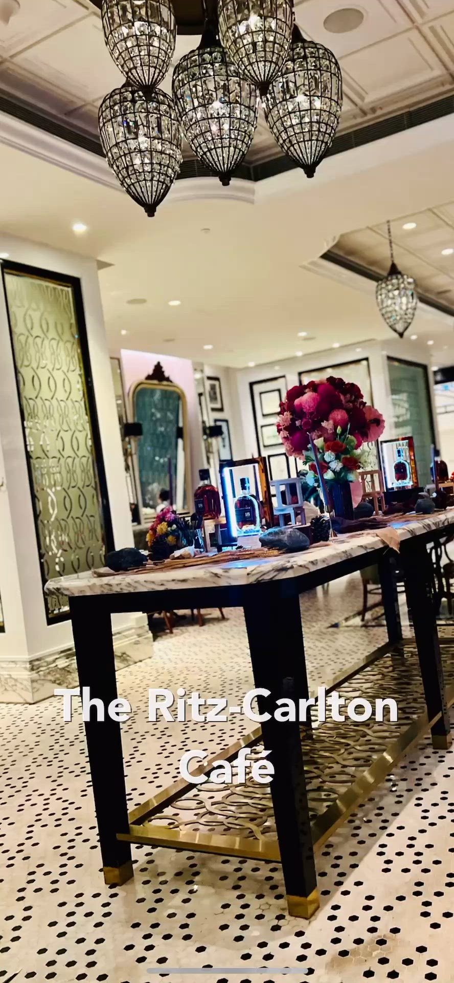 ⭐️米芝蓮推介⭐️麗思咖啡廳 ～天花板級的法式裝潢💎