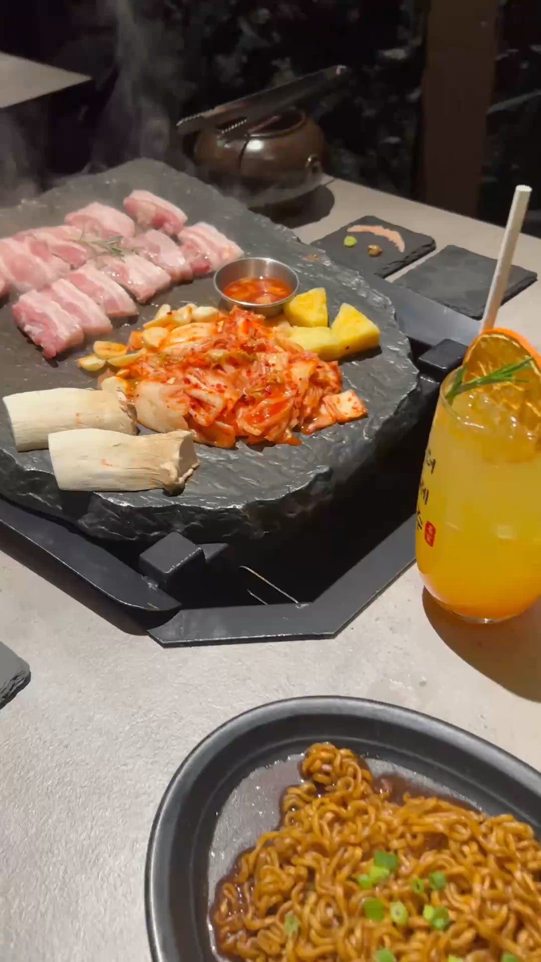 岩石風濟州燒肉店