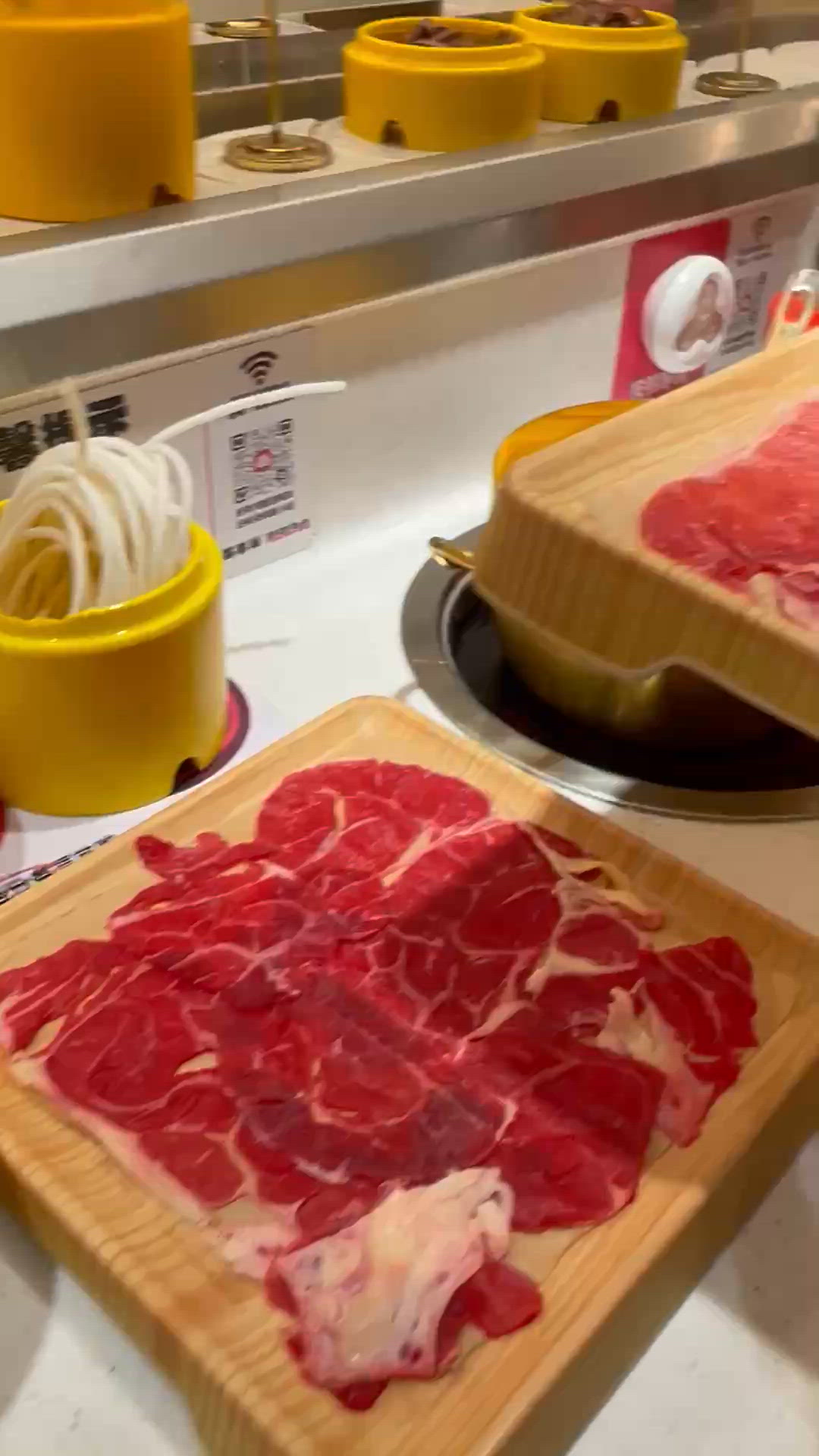 超抵食迴轉火鍋放題！🤤 安格斯任你食！😋