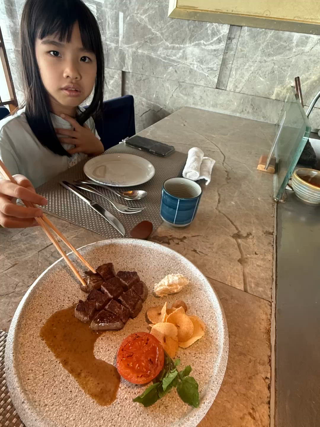 放假帶阿女食鐵板燒😋！高質鮑魚套餐🤤！