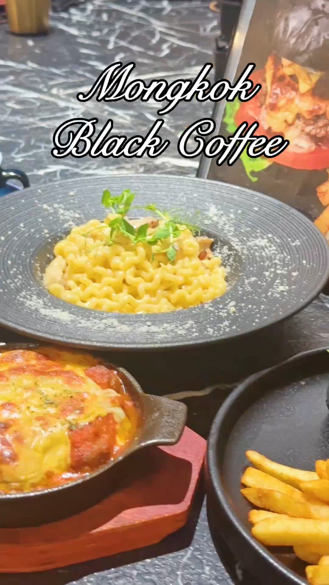 旺角暗黑咖啡店