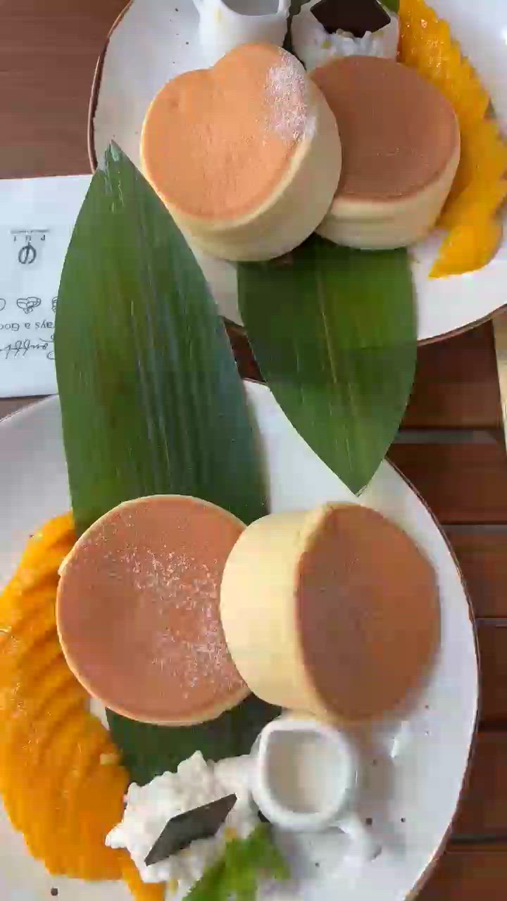 PHI 美食🥞與狗狗🐶天堂 🦄🌈