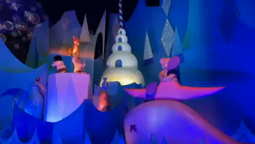 Disney「小小世界」