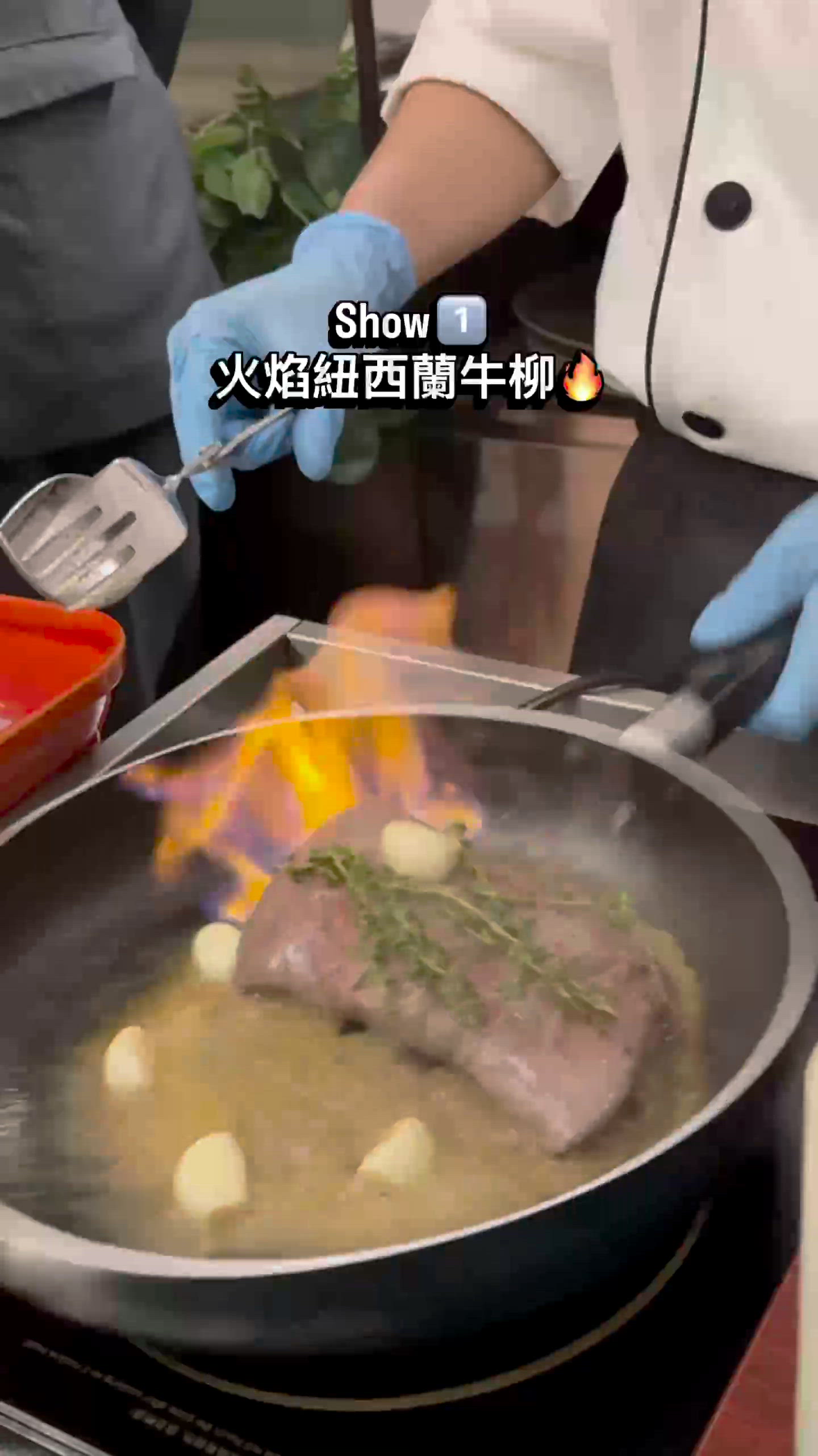 灣仔六國自助餐🦞！龍蝦佛跳牆勁正🤤！表演超精彩！
