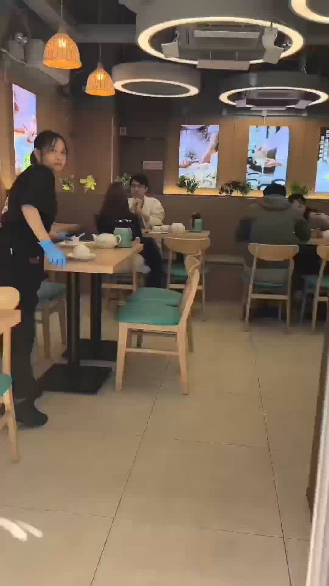 聖誕節前嘅美好一天！🎄 食好嘢+靚景！✨