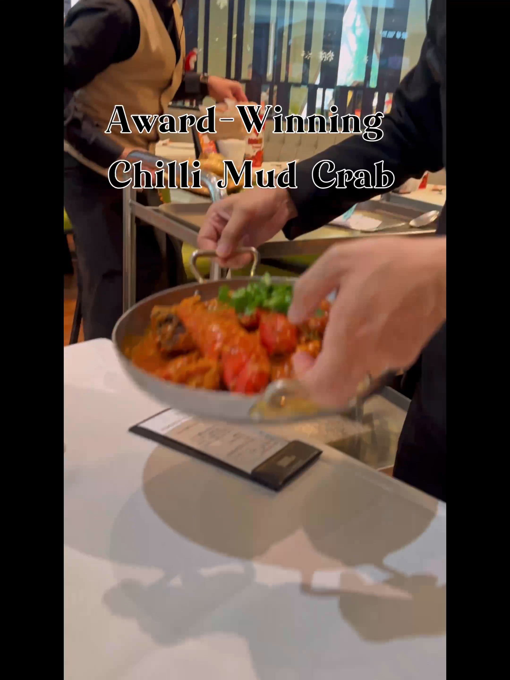 新加坡辣椒蟹🦀！珍寶海鮮真係正！😋