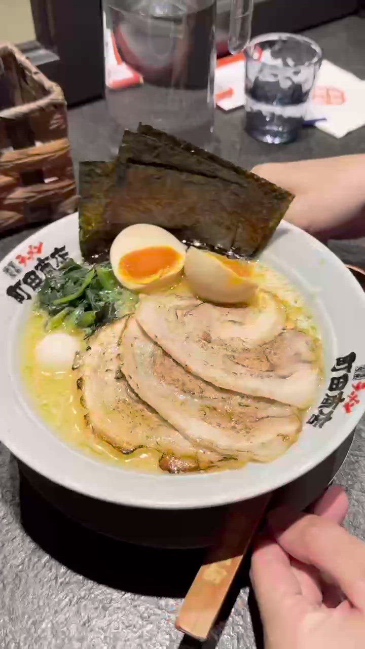 $100 食碗飽肚豚肉拉麵|啟德🍜橫濱家系町田商店