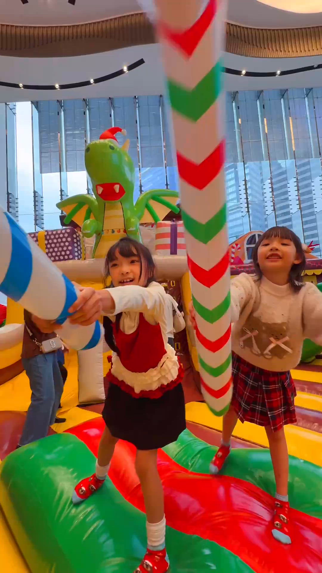 聖誕放電🔋！裕民坊薑餅村勁好玩🥳！