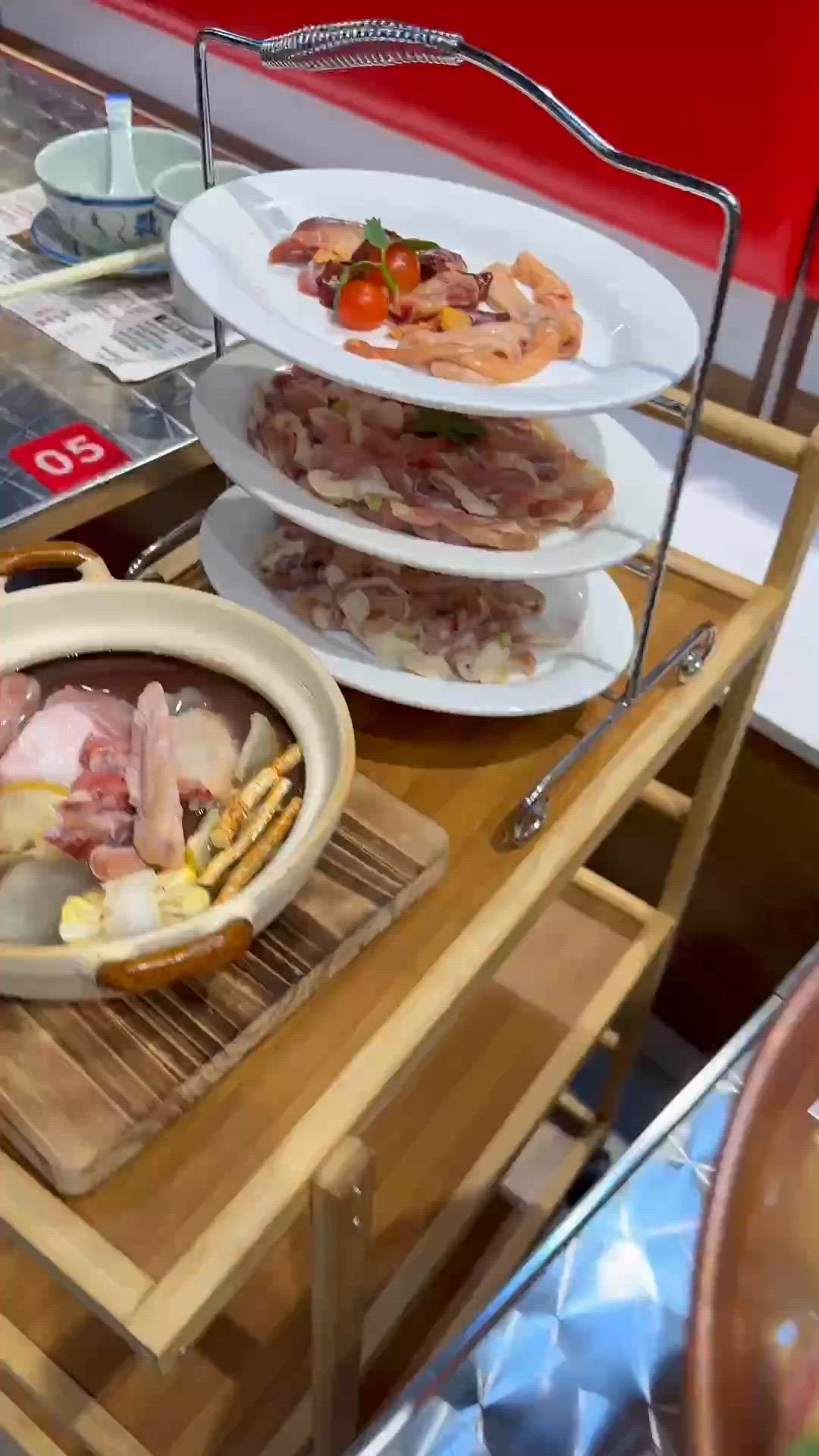 一餐食齊煲仔飯,打邊爐同飲靚湯‼️