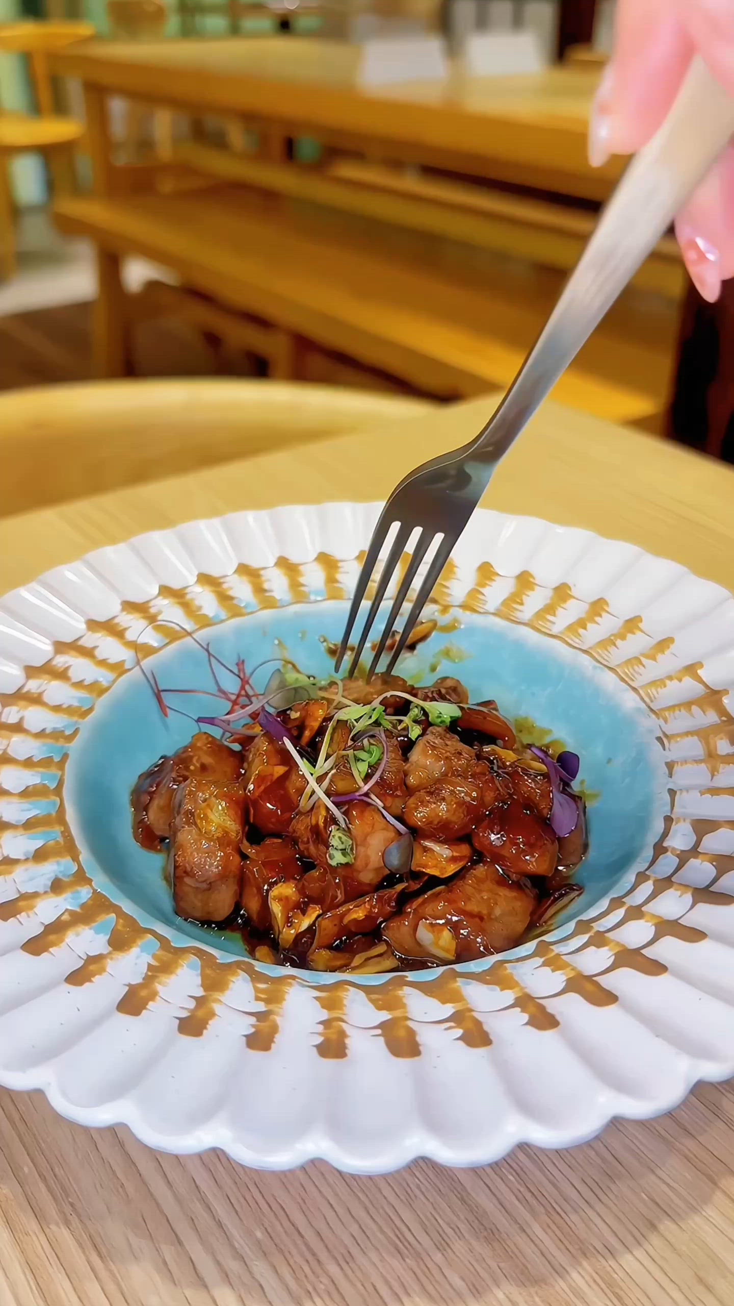 不止梳乎厘 主食同樣亮眼 