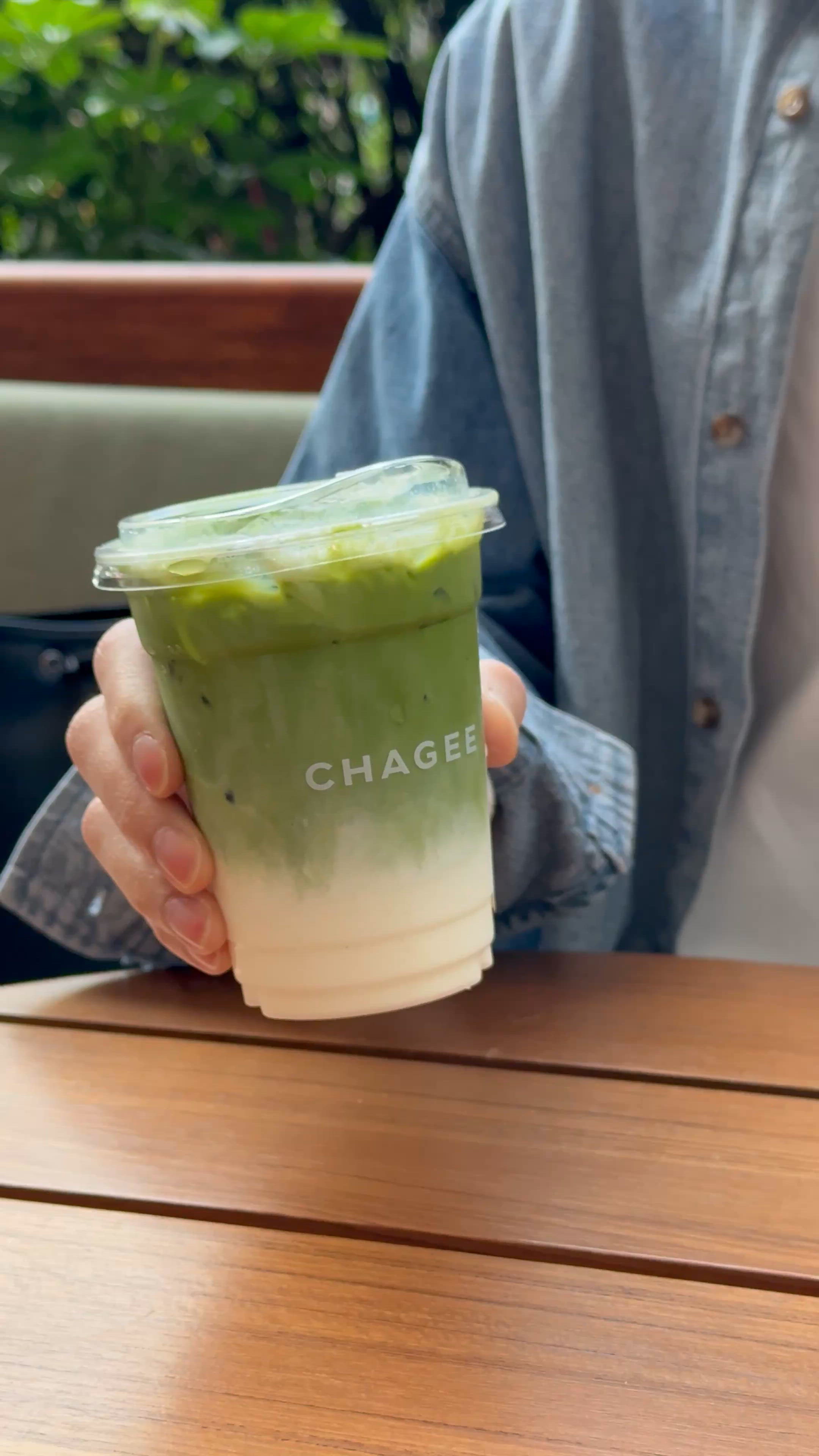 一抹山月🍵 霸王茶姬新登場！