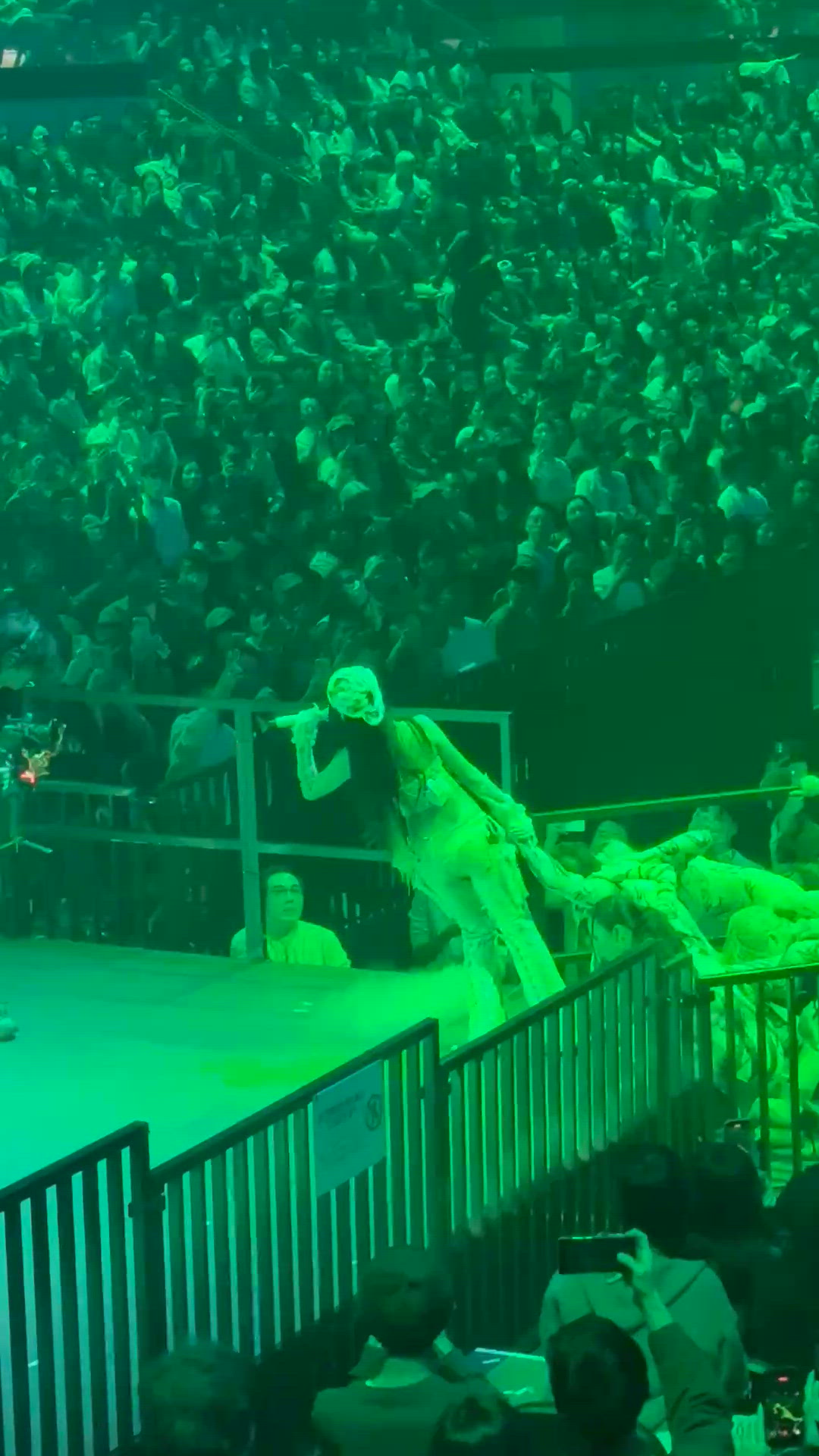 牙詠嘅演唱會🤭🤭