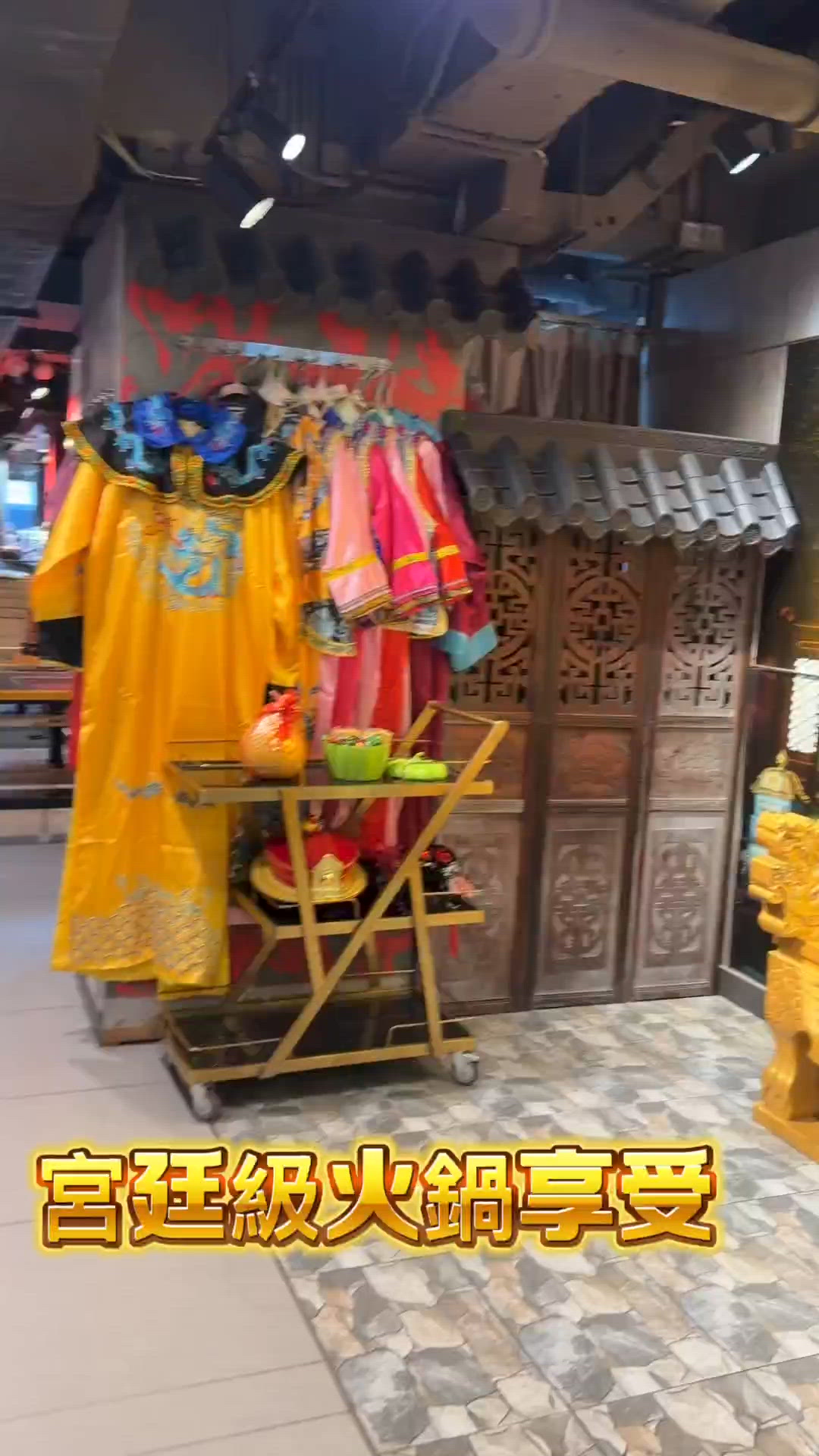 每次嚟尖沙咀行過呢間餐廳門口都覺得個名好有趣｢香香宮煮｣系食