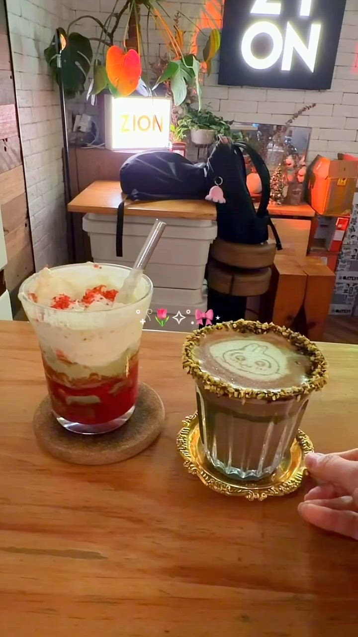 杜拜朱古力咖啡☕️ 驚喜度爆燈！😲