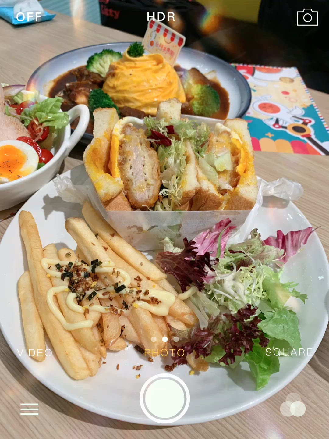 🍛 Sensu 必吃：金黃脆口與滑嫩咖喱的交響樂 🥪