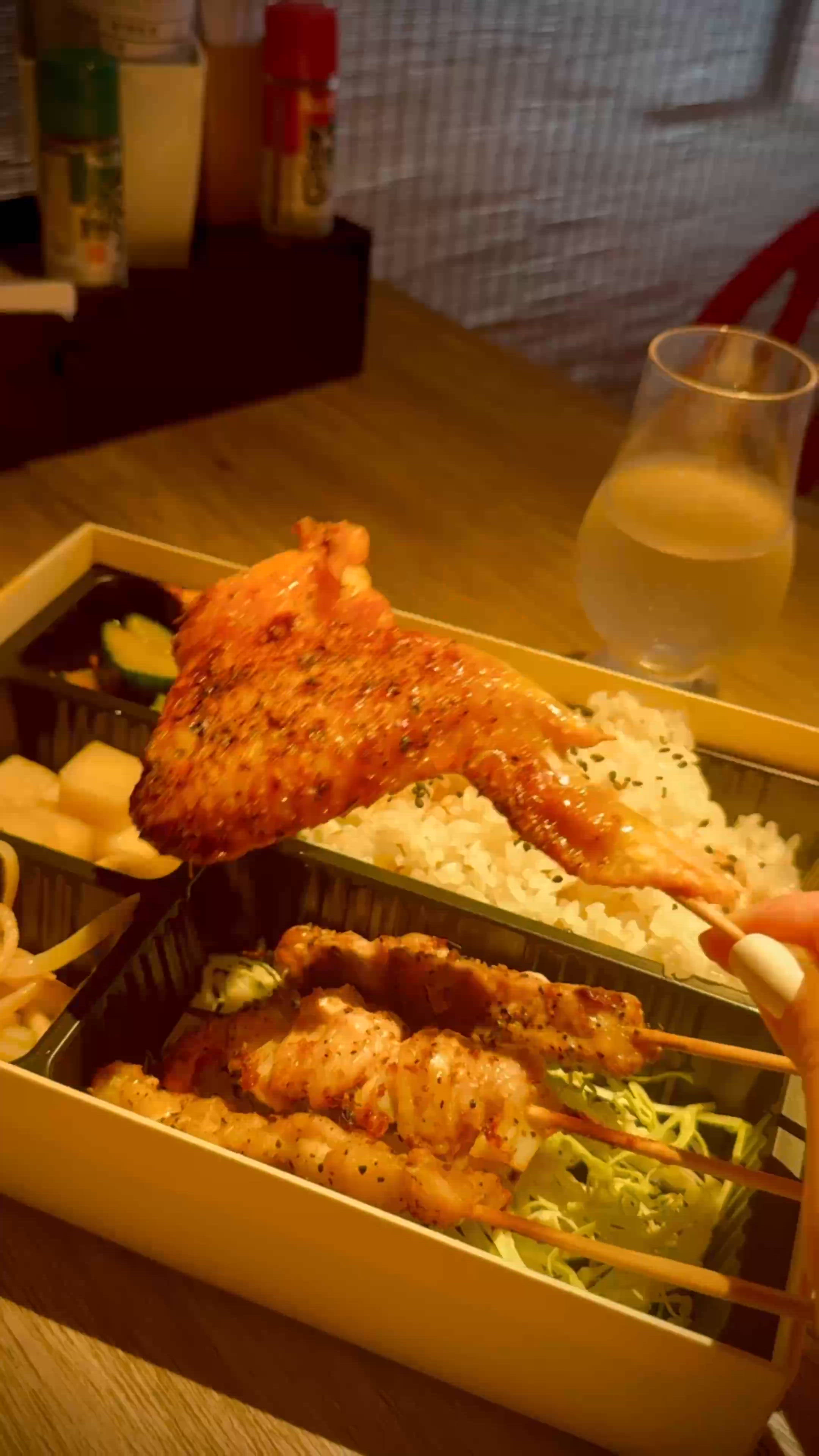 六本虎居 🥳 燒鳥拉麵🏠 ||熱呼呼🔥