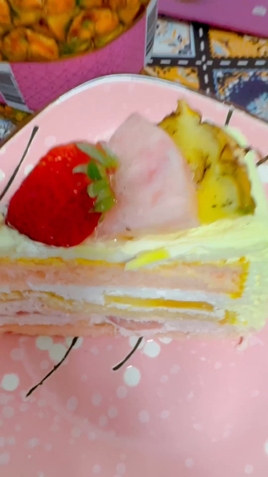 粉紅菠蘿👑🍰