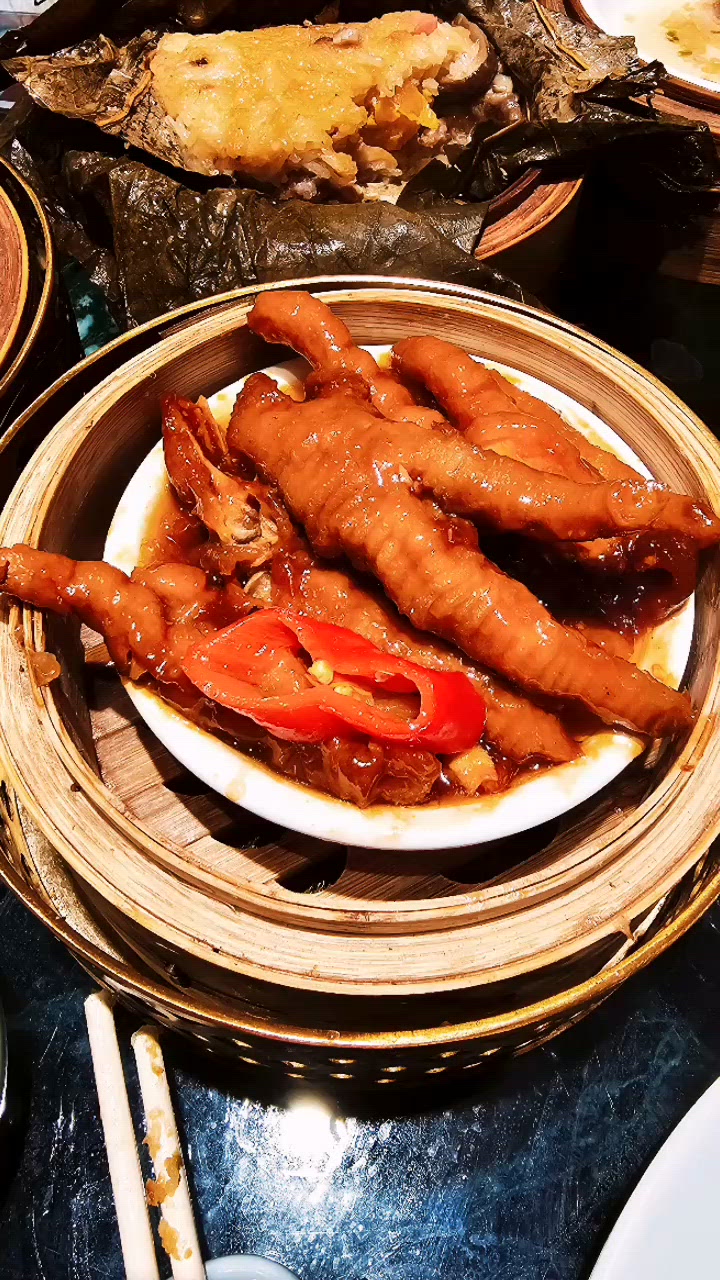 百年老字號茶樓新址，邊飲茶邊睇世界盃簡直完美！🏆🥟