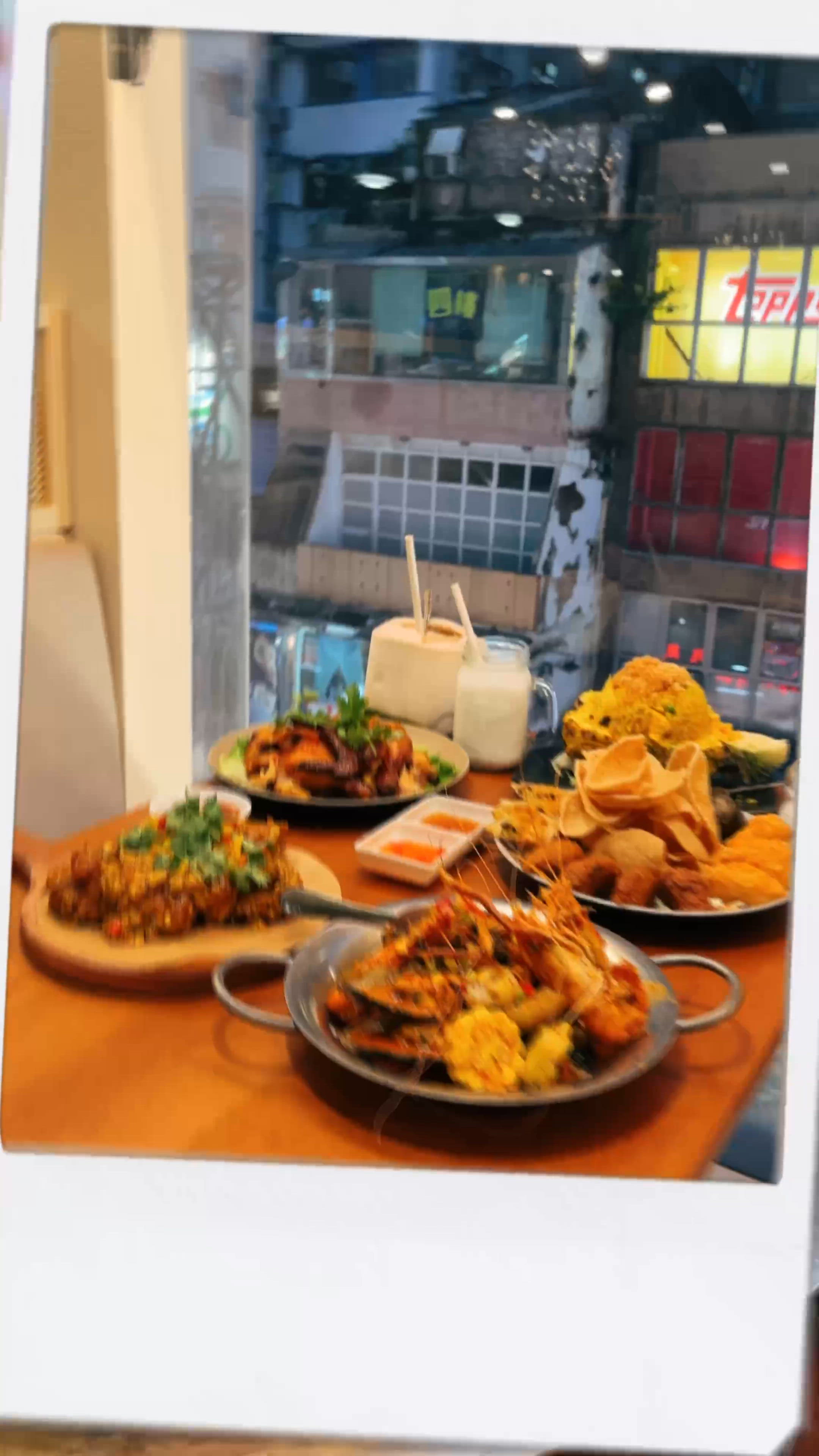 旺角新店！度假風泰菜 chill 爆 🌴🥢