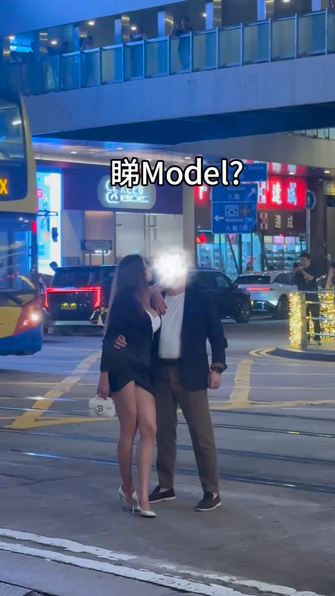 中環巨型LV佈置